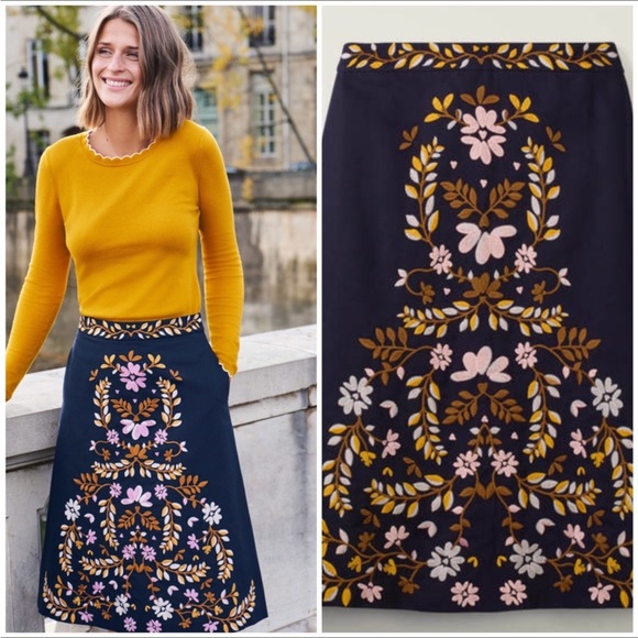 Boden Dresses & Skirts - Boden Eyre Embroidered Skirt Navy Size 6